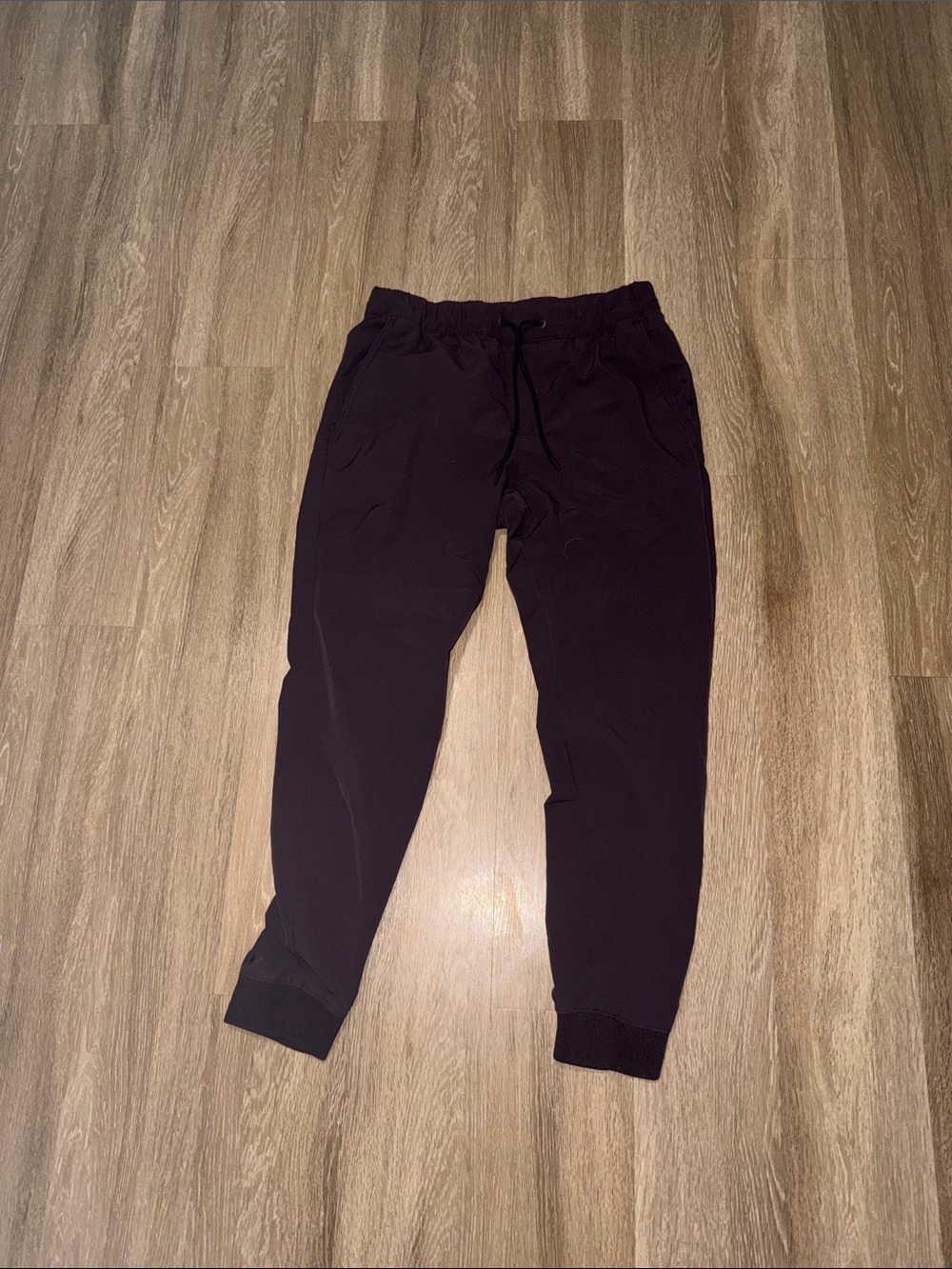 Men's Maroon Jogger Pants - Classic Pullover Style